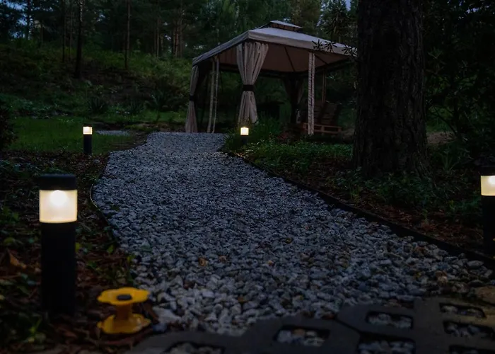Uroczy Maly Domek Na Lesnej Dzialce - Losiowka